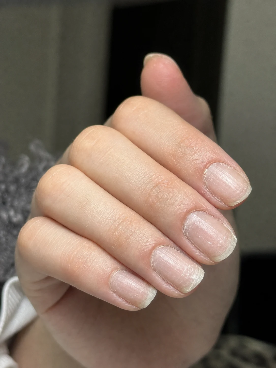 Kırmızı nail art french öncesi doğal tırnak