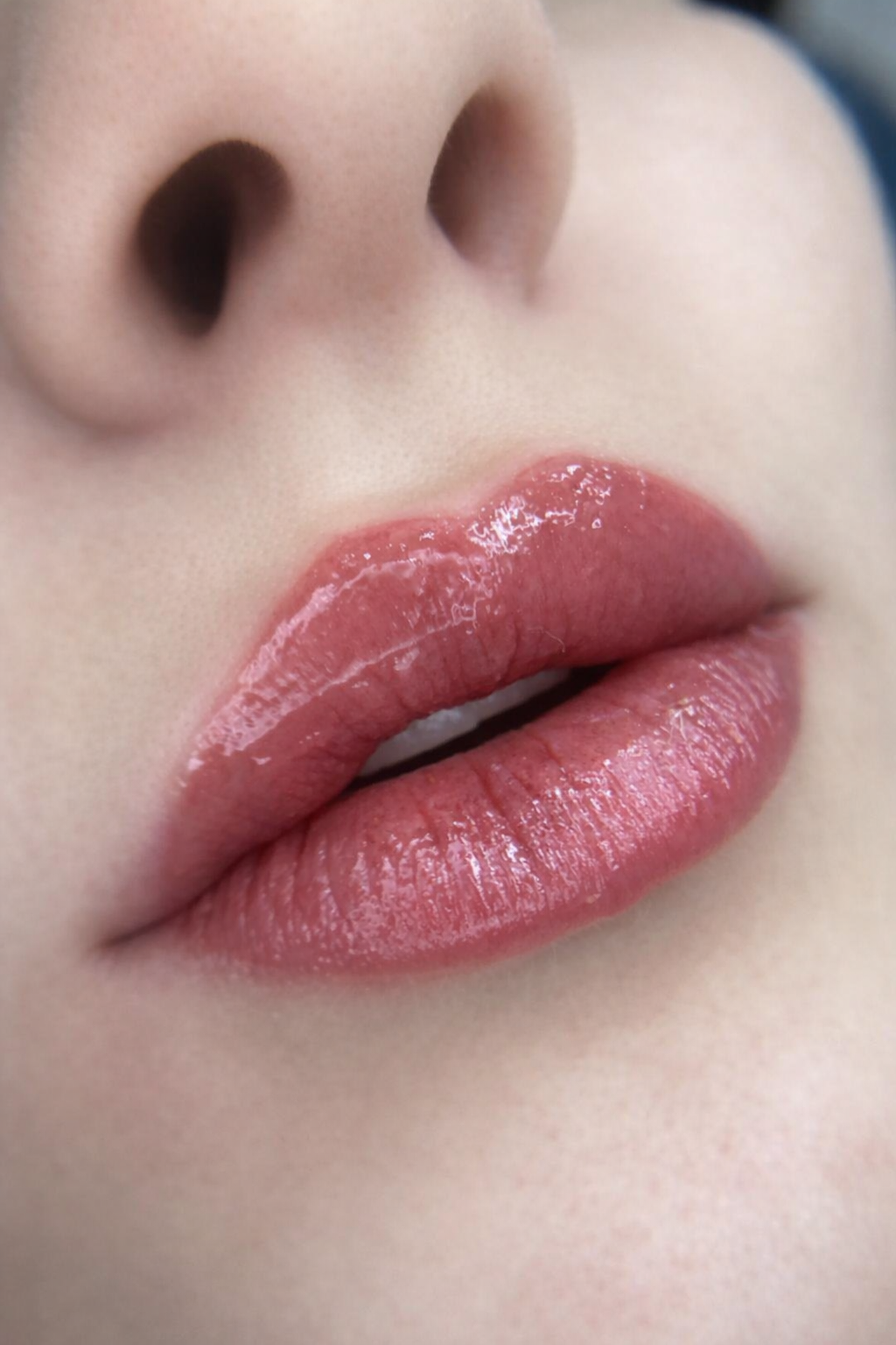 Kalıcı Makyaj - microblading, powder brows, dudak renklendirme